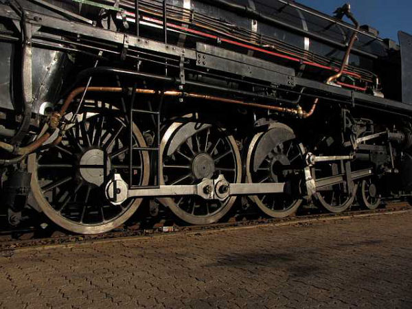 02_-_Relocation_-_Mighty_Wheels